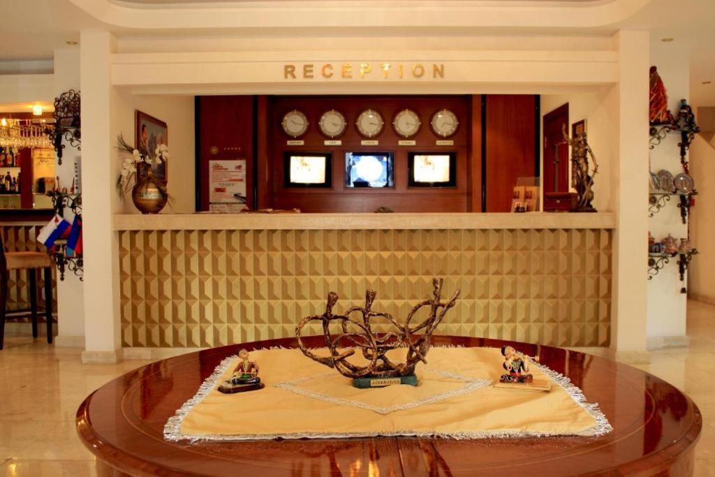 Global Express Hotel Baku Bagian luar foto